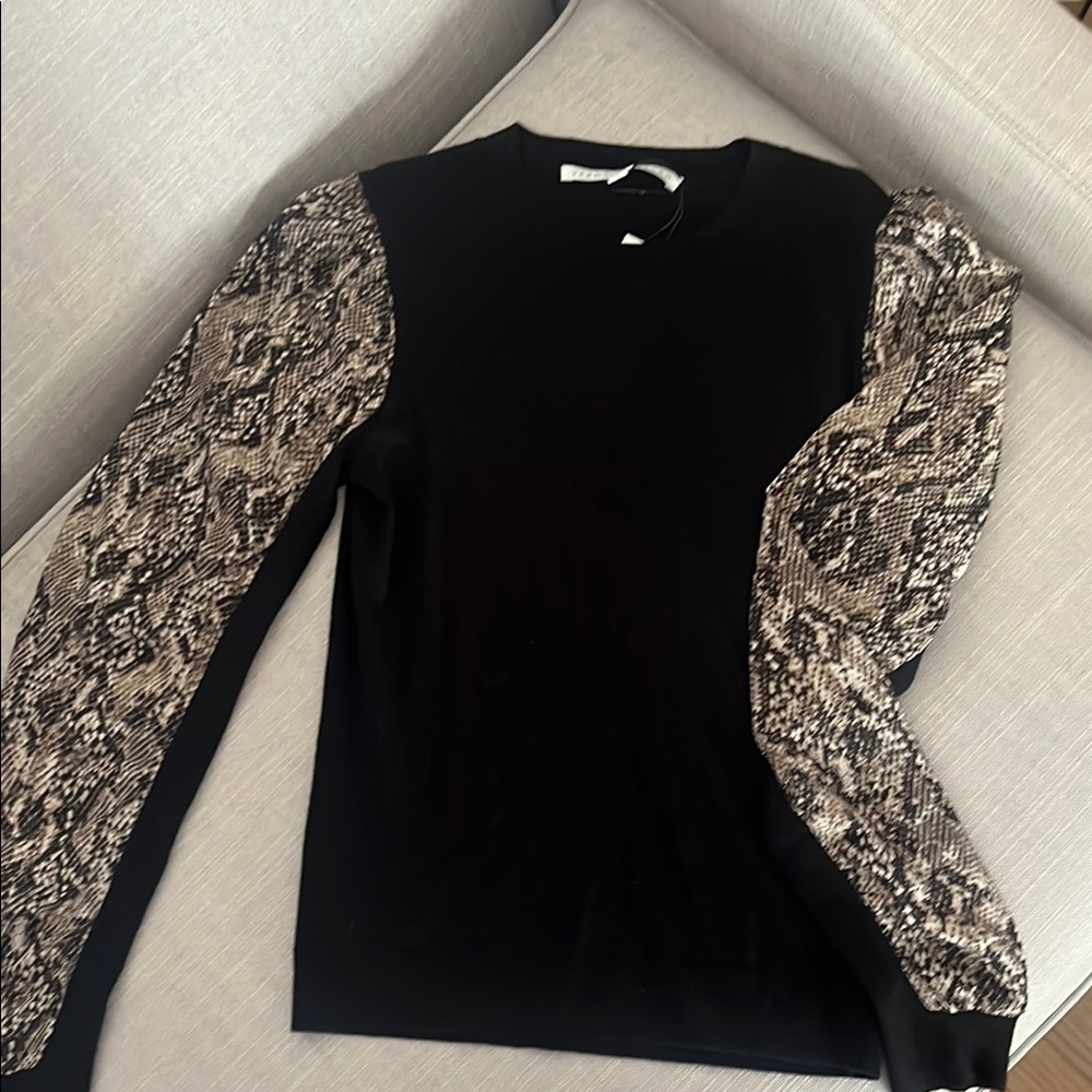 Black and Gray Snake Print Sleeve Top